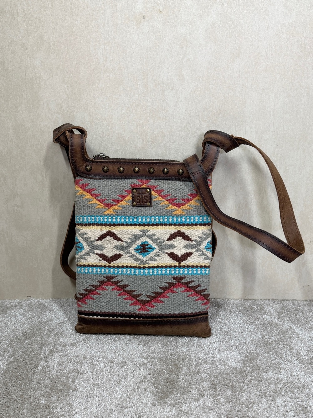 STS Ranchwear Women’s Southwestern Serape Crossbody Bag Geometric Leather